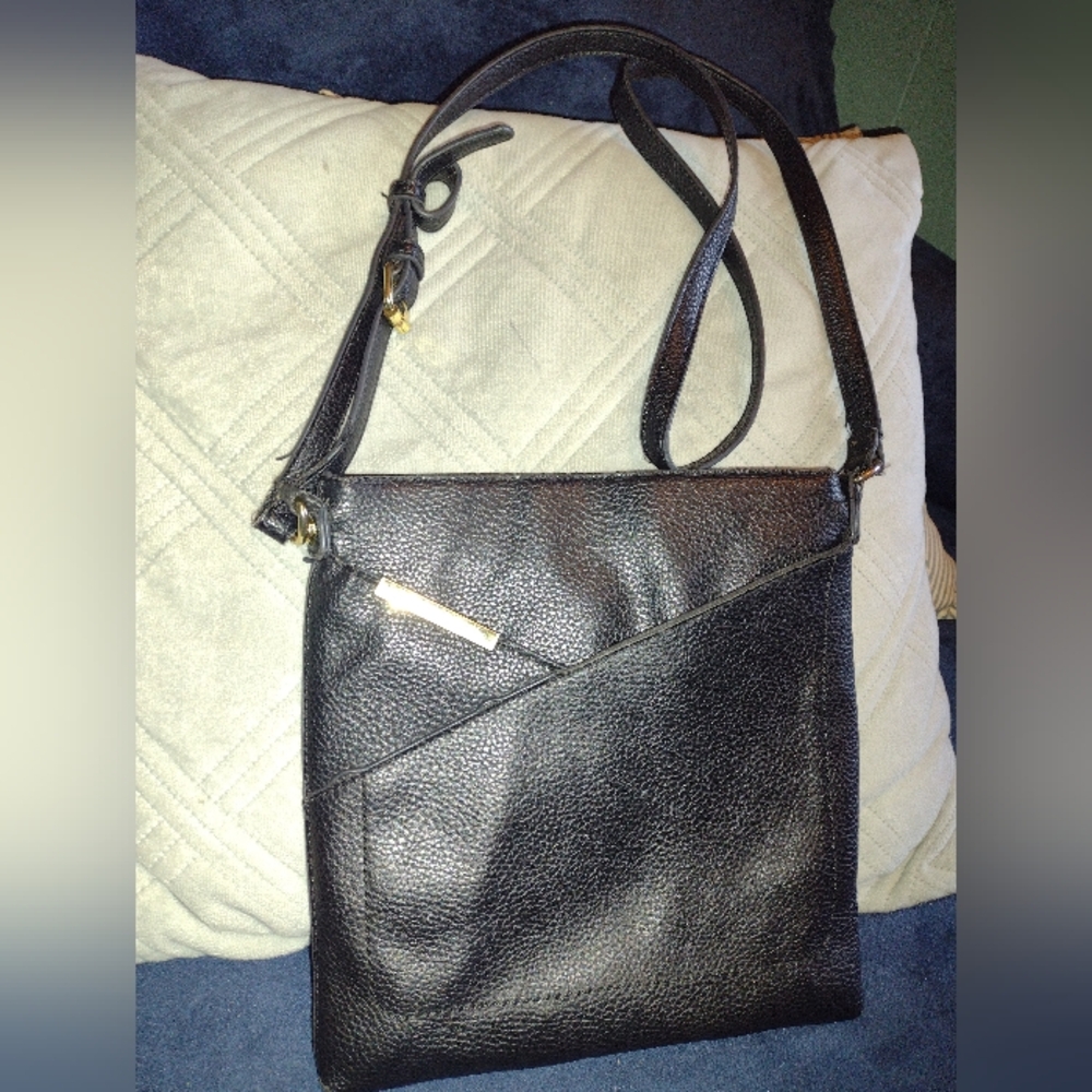 Steve Madden Black Crossbody bag